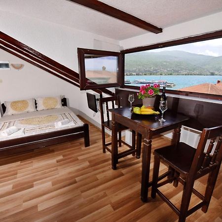 Villa Sapkar Lake View Ochryda Zewnętrze zdjęcie